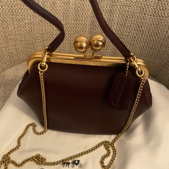 Coach  kisslock bag 16 burgundy/wine Leather Clutch with Gold Accents - Picture 2 of 14